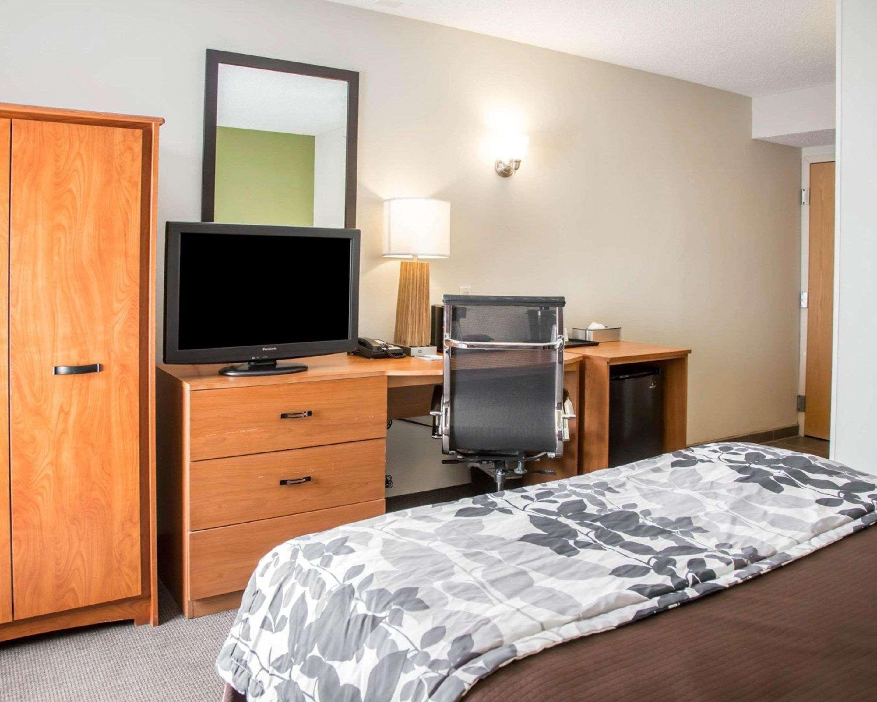 Sleep Inn Midway Airport Bedford Park Esterno foto